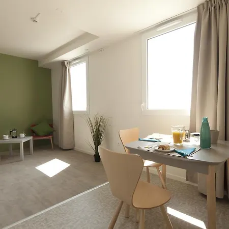 Hotel apartamentowy Les Clefs Du Roy By Popinns 3*